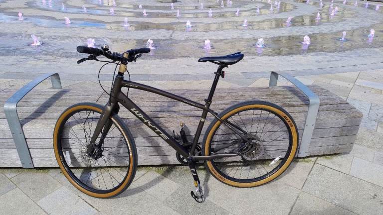 Hybrid bike - Whyte Portobello Plus