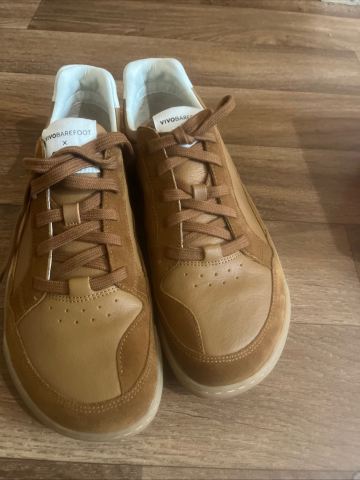 Vivobarefoot women gobi leather shoes size 42 | in Clapham, London