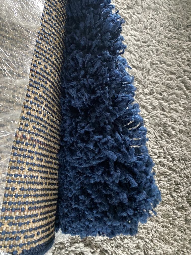 1 x Dunelm Slumber Navy Rug/ 120 x 170 cm 