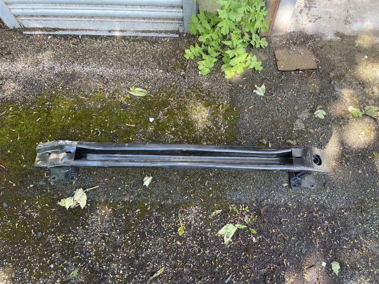 VOLKSWAGEN GOLF MK8 REAR BUMPER CRASH REINFORCEMENT IMPACT BAR BEAM (2020-2026)