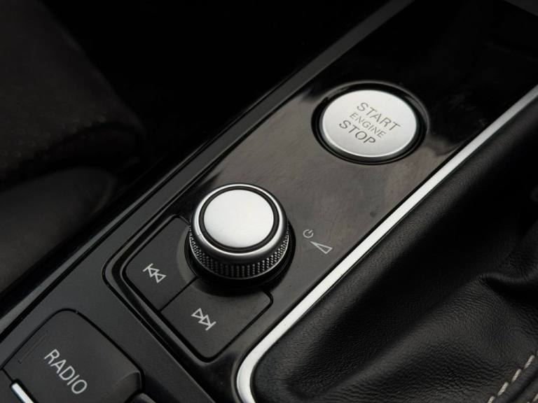 2015 Audi A6 Avant 2.0 TDI ultra Black Edition Estate 5dr Diesel S Tronic Euro 6 (s/s) (190 ps Es...