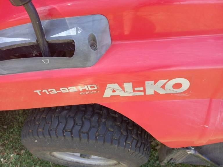AL-KO T13-92HD Ride-on Lawnmower – Good, Working Condition