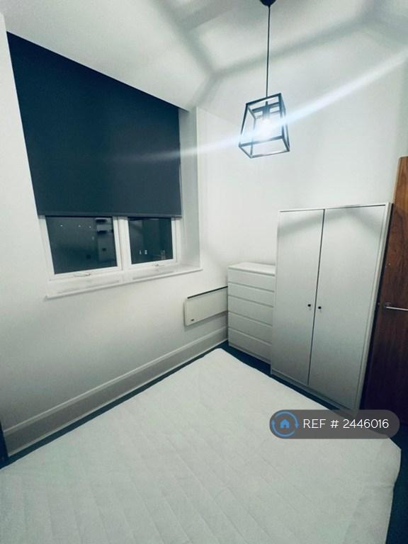 1 bedroom flat in Atlas Mill, Bolton, BL1 (1 bed) (#2446016)