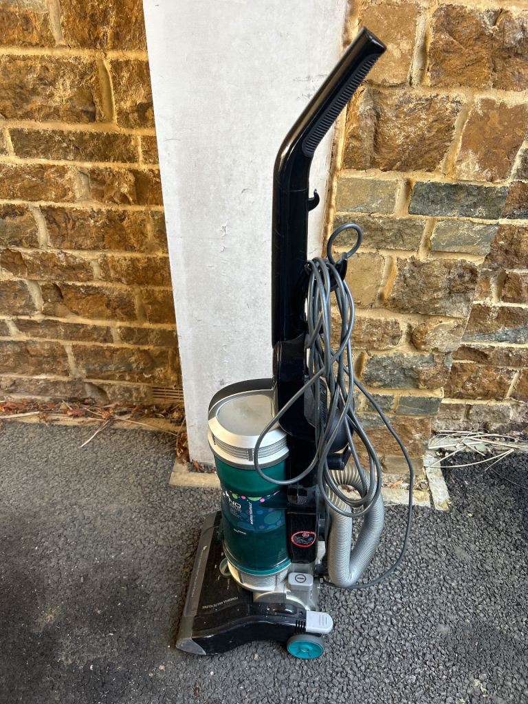 Hoover vacuum cleaner