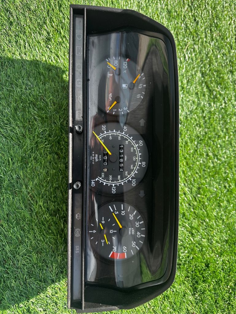 Mercedes W201 190E Instrument Cluster Speedometer Clocks 2015431823