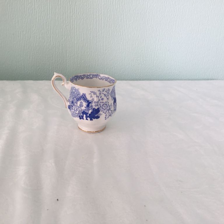 Royal Albert bone china cup mikado design 
