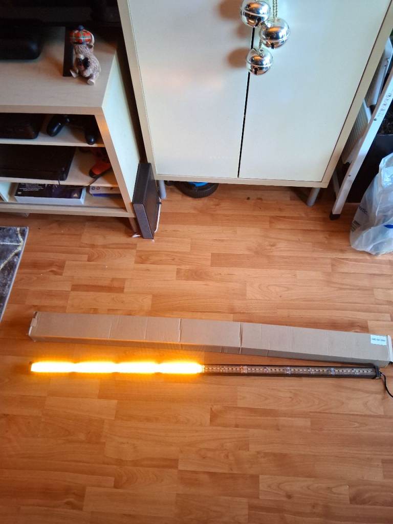 AMBER EMERGENCY STROBE LIGHT 4 FOOT LONG.