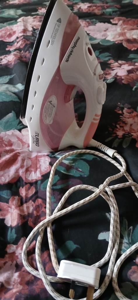 Morphy Richards Iron Turbo Steam