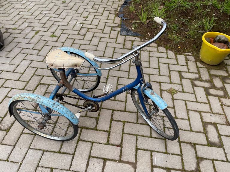 1950's Raleigh Sunbeam child's tricycle
