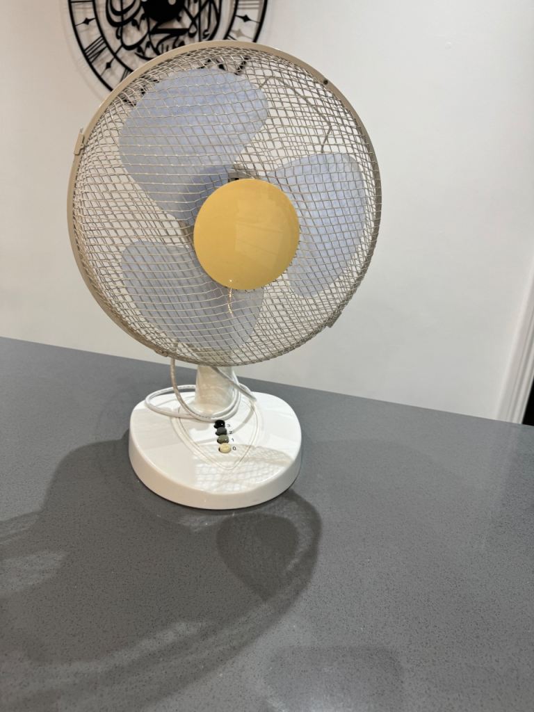 Small Desk Fan - White, Good Condition