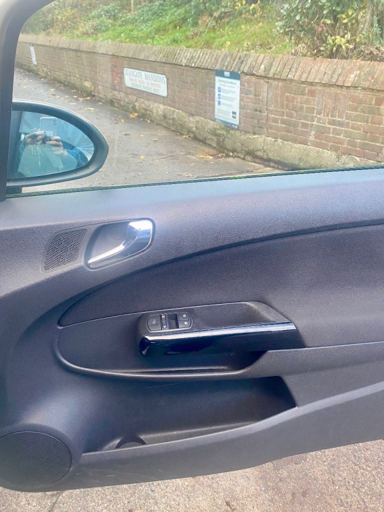 Just MOT’d! ULEZ complaint. Vauxhall, CORSA, Hatchback, 2007, Other, 1364 (cc), 3 doors