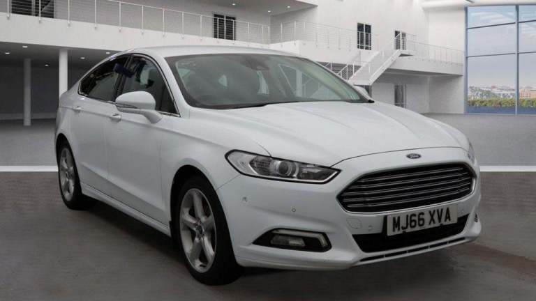 2016 Ford Mondeo 2.0 TDCi 180 Titanium 5dr Powershift HATCHBACK DIESEL Automatic