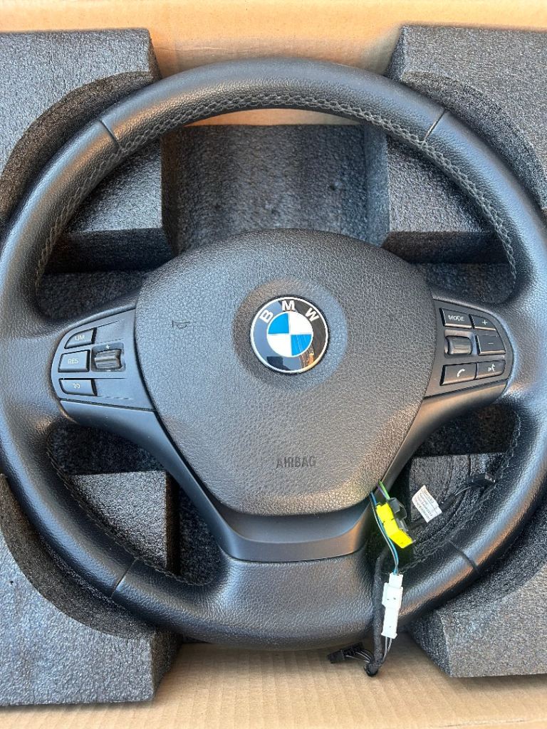 BMW 1 Series F20 Steering Wheel with airbag 