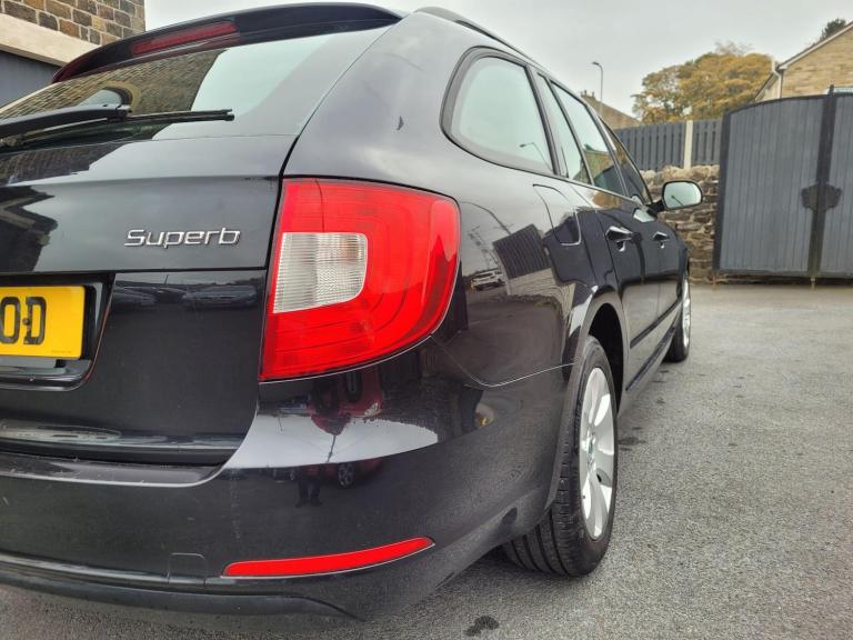 2011 Skoda Superb 2.0 TDI S DSG Euro 5 5dr ESTATE Diesel Automatic