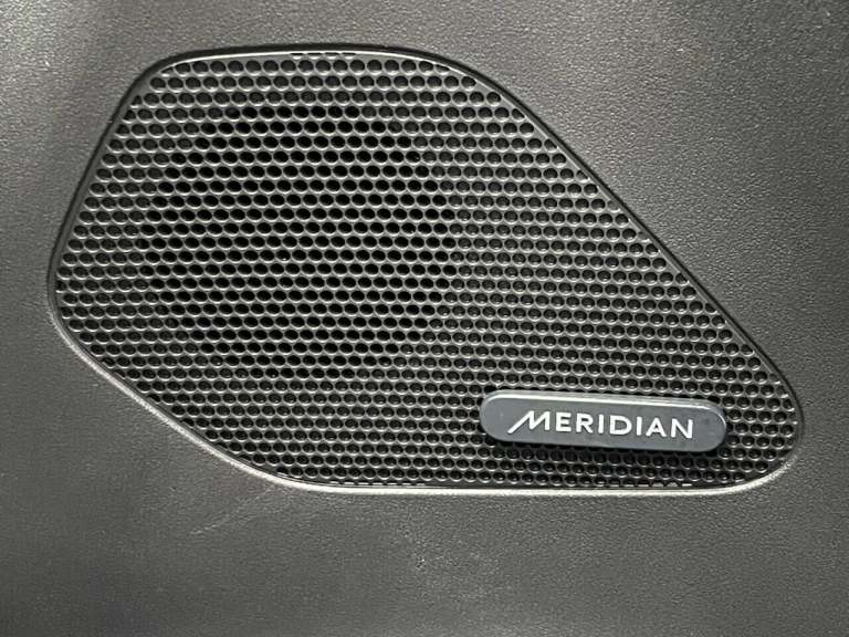 2016 Jaguar F-Pace 3.0d V6 S 5dr Auto AWD ESTATE DIESEL Automatic