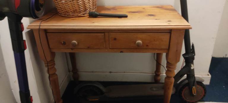 image for Free hall table with lovely spindle legs