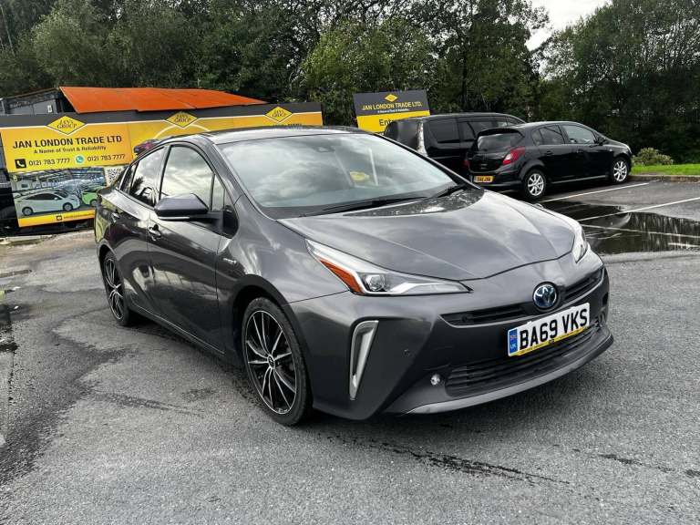 2019 Toyota Prius Toyota Prius  Hybrid Petrol Gray  2019  5 Seater  1.8L Hybrid