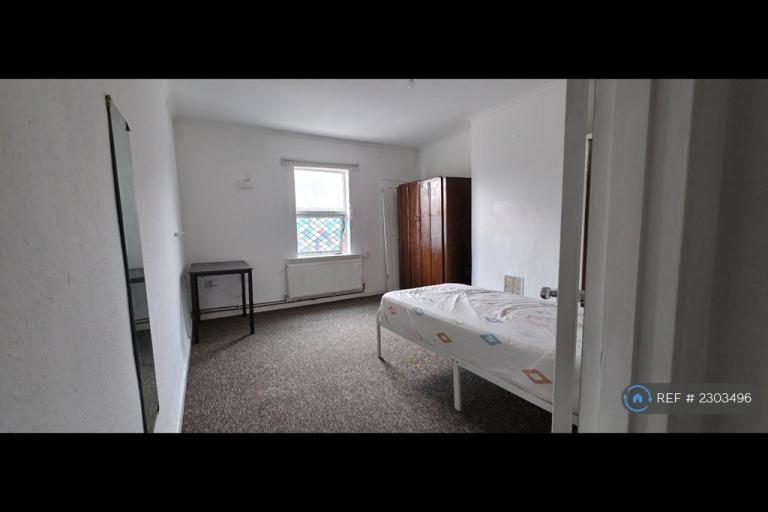 1 bedroom in Marsh Road, Luton, LU3 (#2303496)