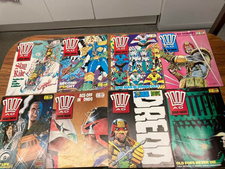 JOB LOT 1980`S 2000AD FEAT. JUDGE DRESS APPROX. A4 SIZE VINTAGE COMIC BOOK X 50