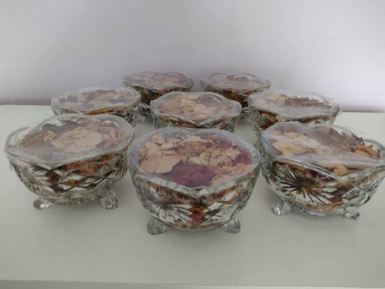 15 Beautiful Bespoke Favours/Displays of Natural Flowers in Heavy Cut Glass Bowls see details below.