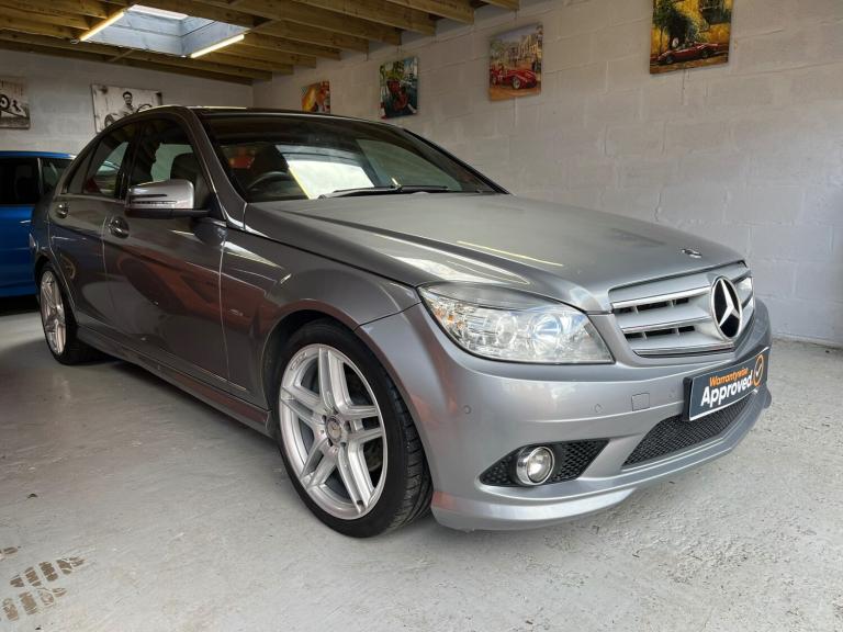 2011 Mercedes-Benz C Class C180 CGI BlueEFFICIENCY Sport 4dr Auto [ panoramic sunroof ] SALOON Pe...