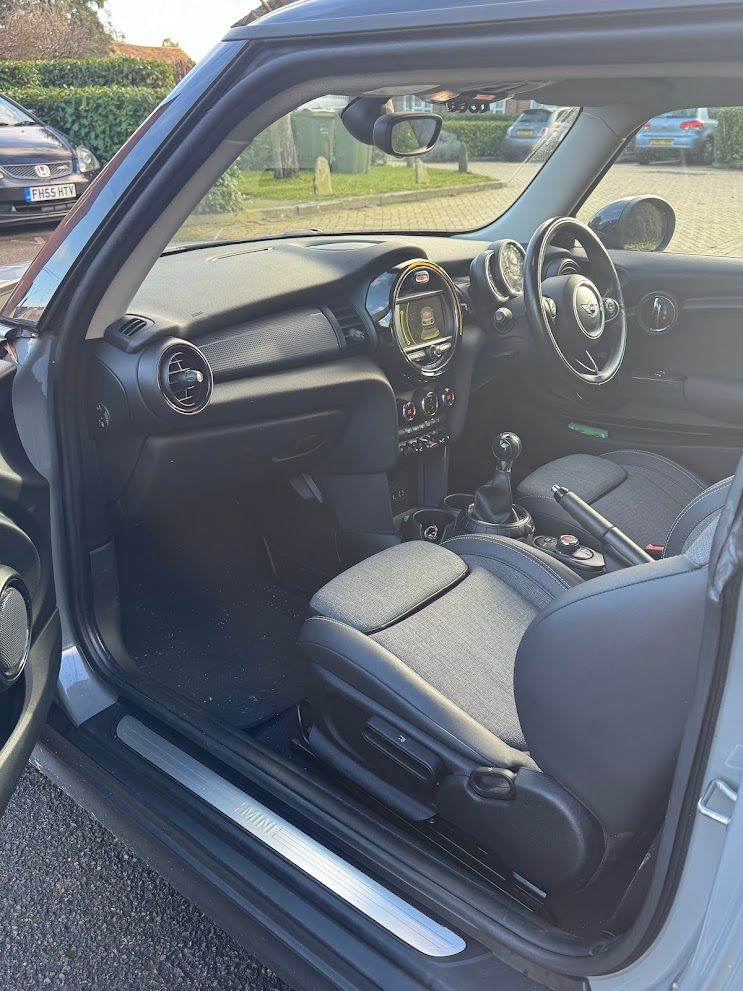 2015 MINI Cooper, Grey Mini, HATCHBACK, Hatchback, 2015, Manual, 1499 (cc), 3 doors