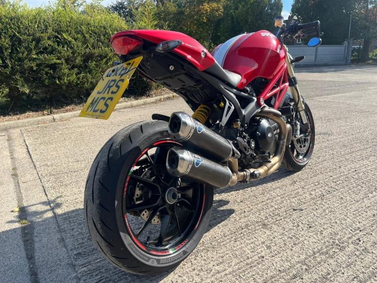 2011 61 DUCATI MONSTER 1100 M1100 E-a M1100E RED TERMIGNONI NAKED MUSCLE HISTORY