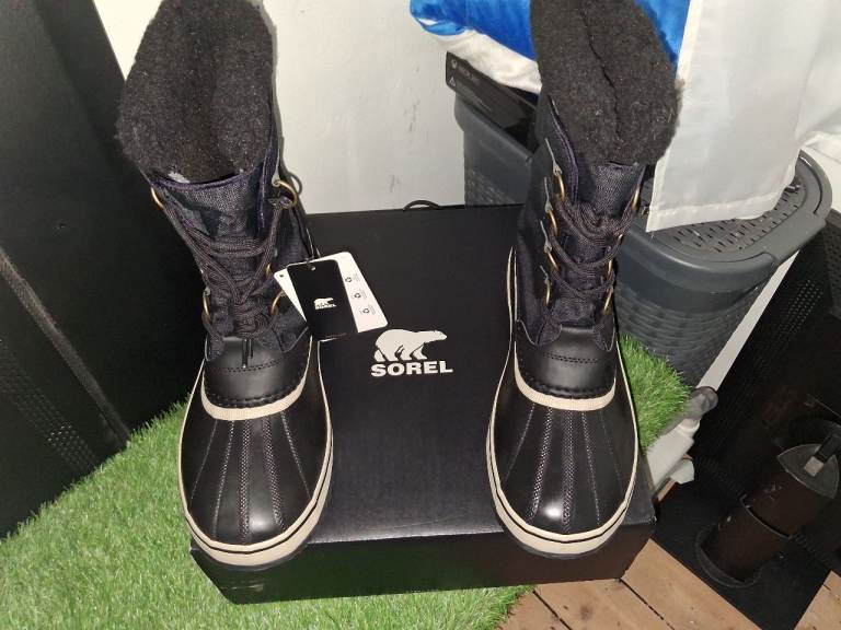 SORAL SUPER QUALITY BOOTS WITH FUR INSIDE 