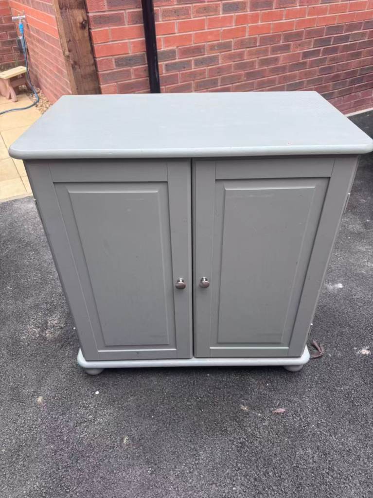 £20 Wood Shoe Cabinet