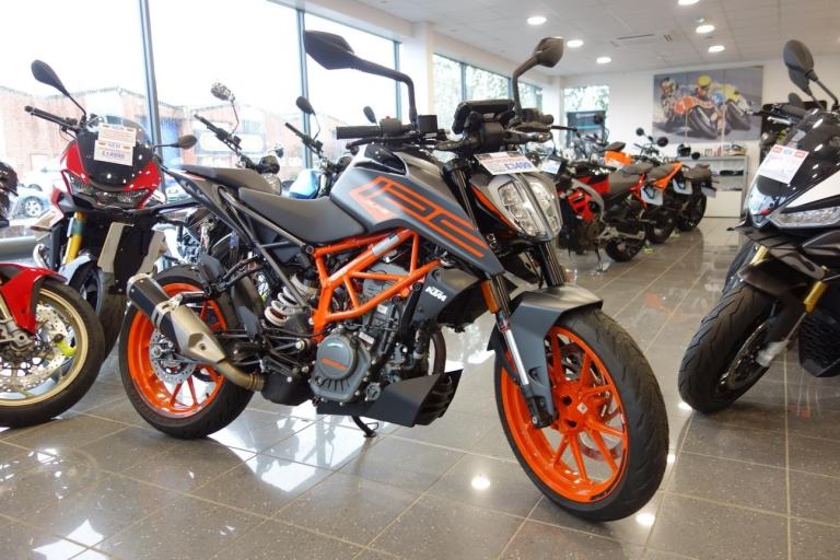 KTM 125 Duke (22 MY)