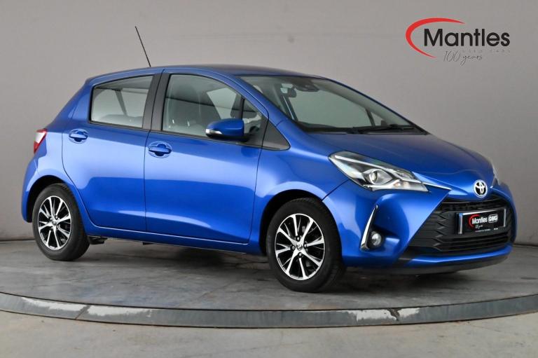 Toyota Yaris 1.0 Vvt I Icon Tech Hatchback 5dr Petrol Manual Euro 6 69 Ps