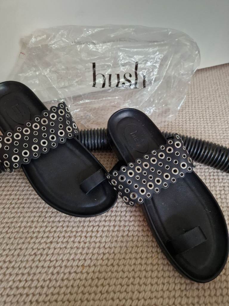 Hush black leather new sandals, 4UK