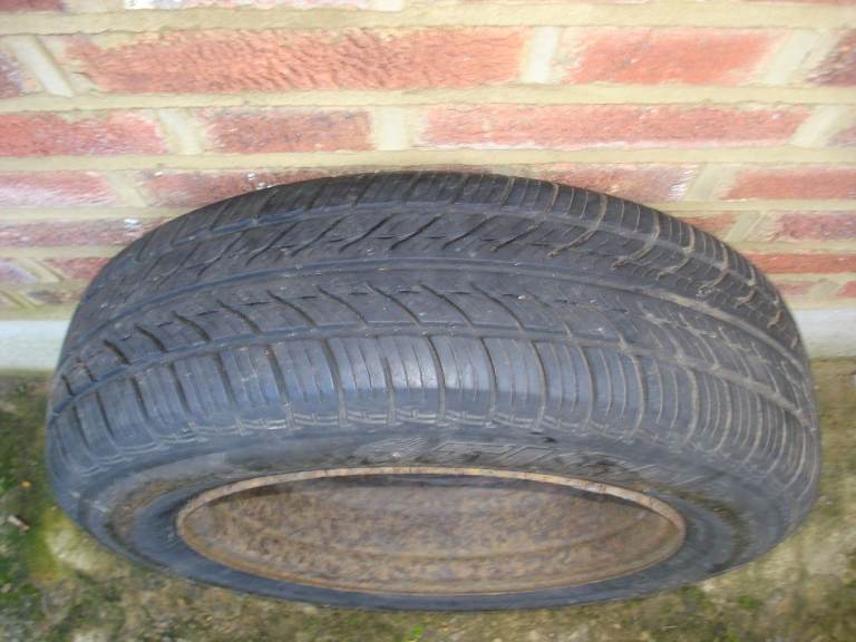 Tyre 175/70 R14 84T and Wheel for Fiat Doblo 1.3 2006.