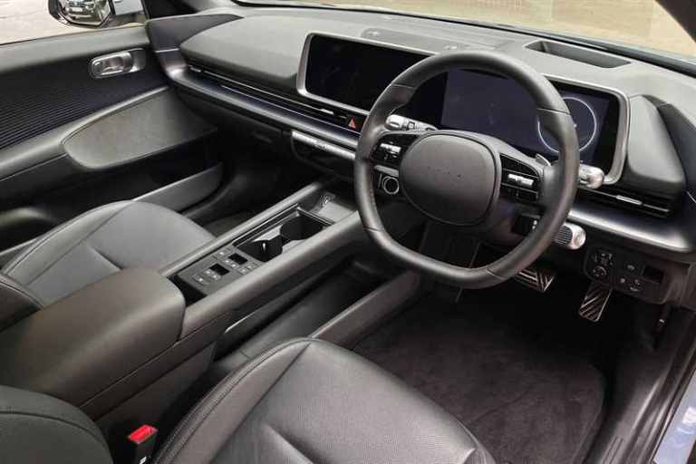 2024 Hyundai IONIQ 6 77.4kWh Premium Saloon 4dr Electric Auto (228 ps) Saloon Electric Automatic