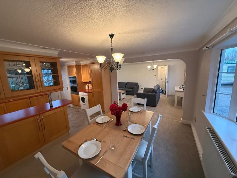 MASSIVE 48x20ft Roughcast Centre Lounge Mobile Home - Offsite Sale, Private Land