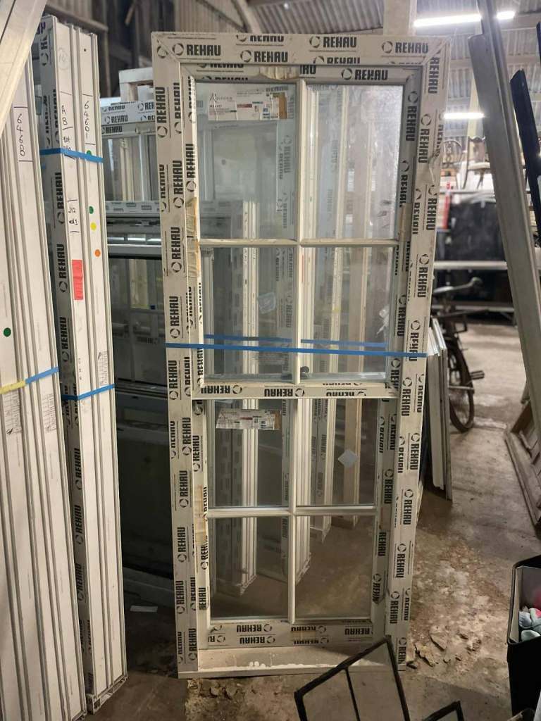 Ref BW4 : New UPVC Sash Box Window x3 Available