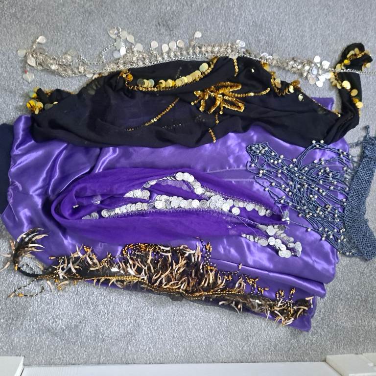 Belly dancing wear