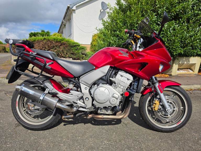 HONDA CB 1000F CBF HORNET LOW MILES