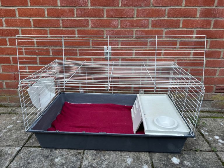 Large Guinea Pig / Bunny Cage – Includes Accessories, Currently retailing at £99.90