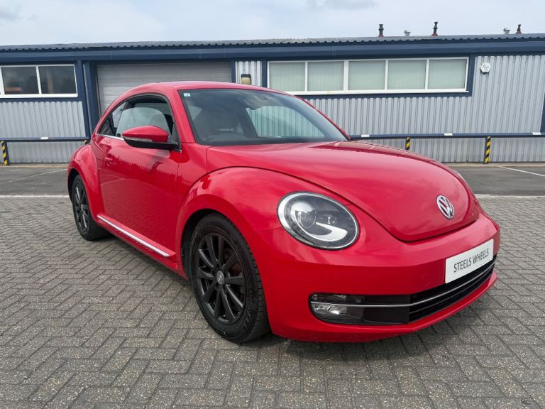 STUNNING VW BEETLE ONLY 43000 MILES GUARANTEED HPI CLEAR  