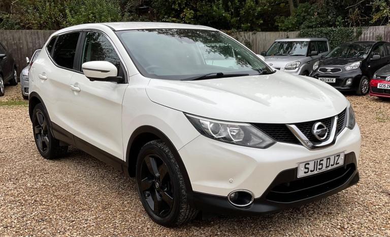 2015 Nissan Qashqai 1.5 dCi N-Tec 5dr HATCHBACK DIESEL Manual