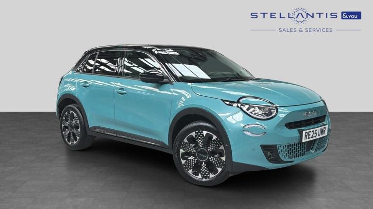 2025 Fiat 600 1.2 MHEV La Prima SUV 5dr Petrol Hybrid e-DCT Euro 6 (s/s) (136 ps) SUV Hybrid Auto...