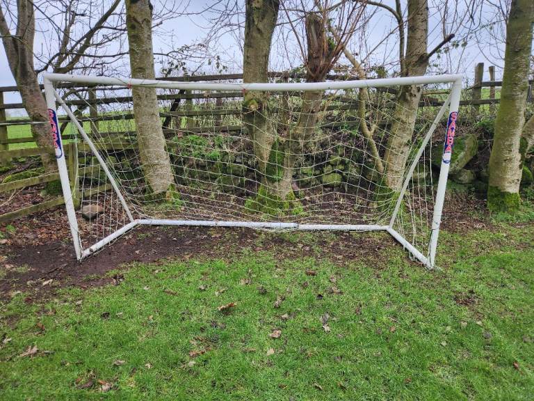 GOAL POSTS & NETS