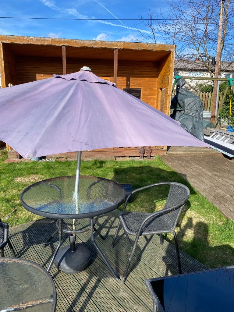 FREE Garden furniture FREE