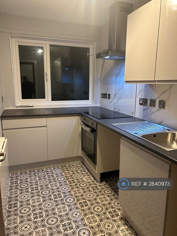 1 bedroom flat in Broomridge, Stirling, FK7 (1 bed) (#2840973)