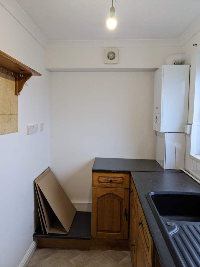 2 Bed Flat, William Street, Cilfynydd