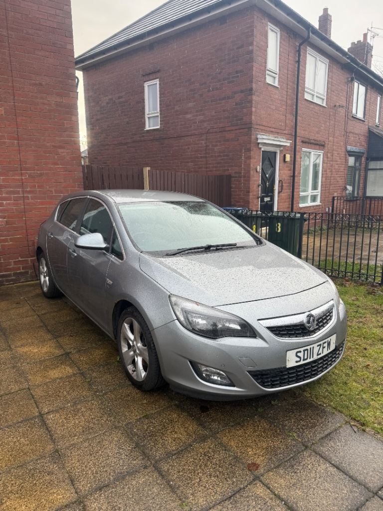 Vauxhall, ASTRA, Hatchback, 2011, Manual, 1686 (cc), 5 doors