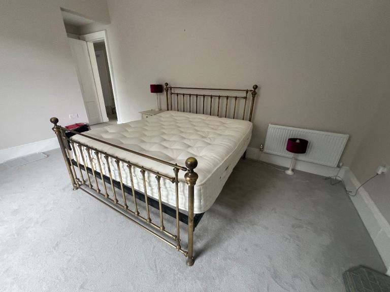 Brass Superking Bed Frame with Mattress – Good Condition