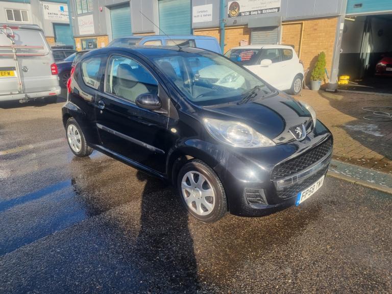 2009 Peugeot 107 1.0 Urban 3dr HATCHBACK Petrol Manual