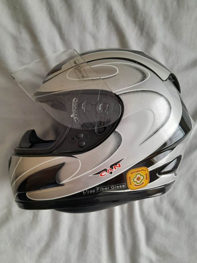 Crash helmet 